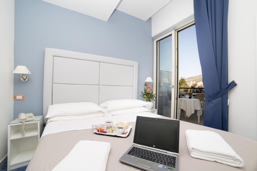Hotel Club (Adults Only) Sant'Agnello Ngoại thất bức ảnh